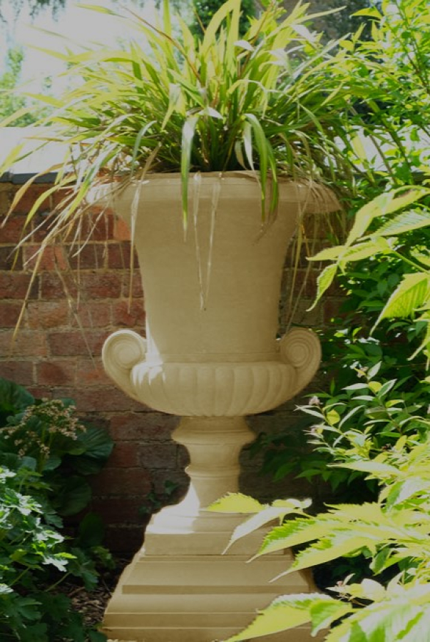 Haddo House Urn L - Farbe Bath