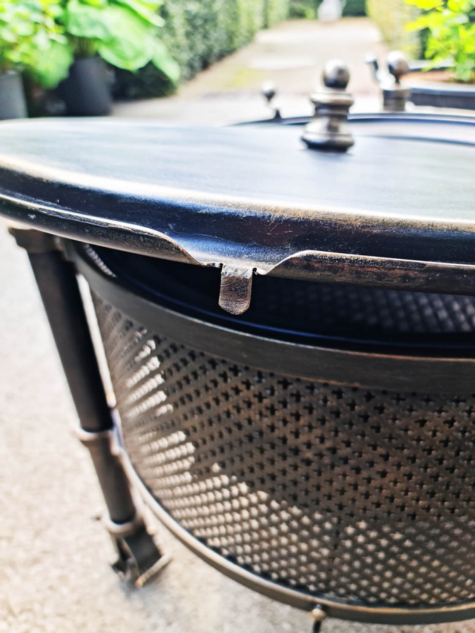 Original Fire Grill - Deckel mit Regenablaufrinne und Tropfnasen