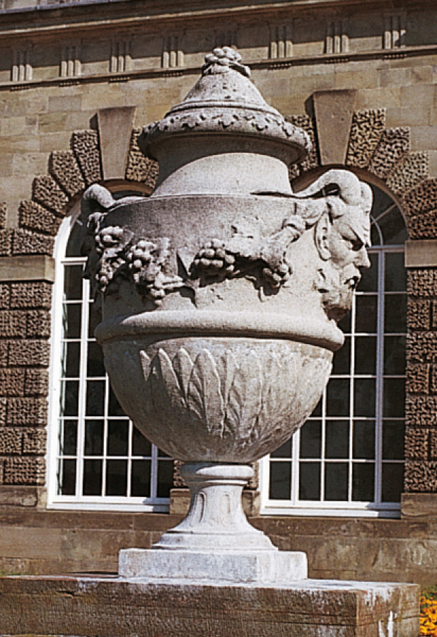 Margam Masked Urn - Farbe Portland