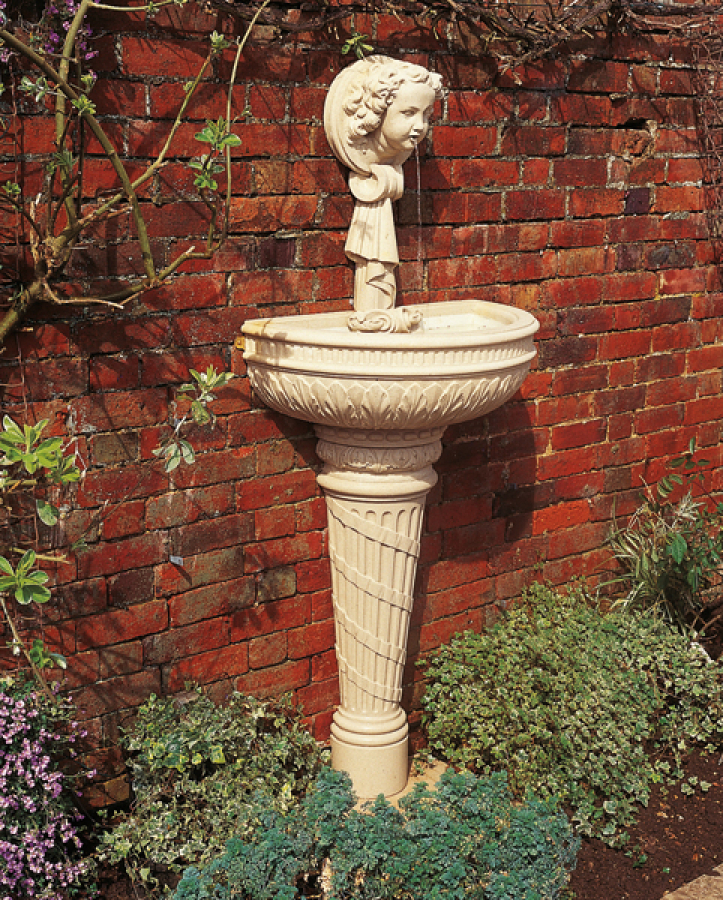 Haddonstone Wall Fountain auf Säule  - Farbe Bath