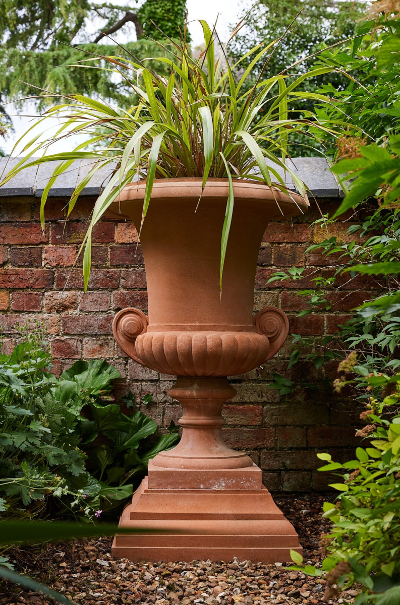 Haddo House Urn L - Farbe Terracotta