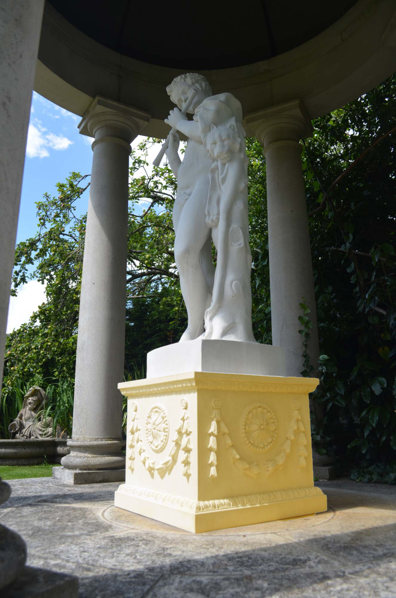 Soane Adam Plinth - Farbe Bath