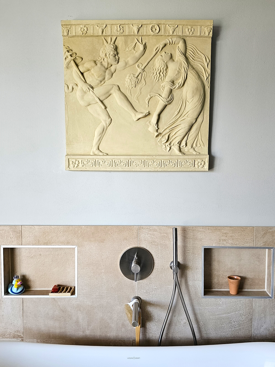Dancing Girl & Faun Plaque - Farbe Bath